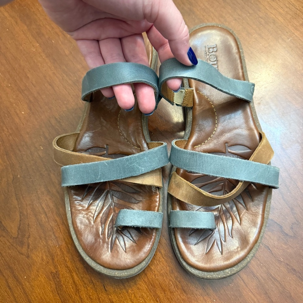 Women’s Born Leather Sandals with Brown and gray Straps size 9 - Picture 2 of 8